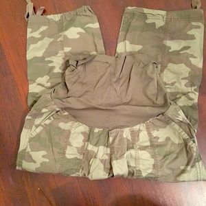 Camouflage maternity capris.